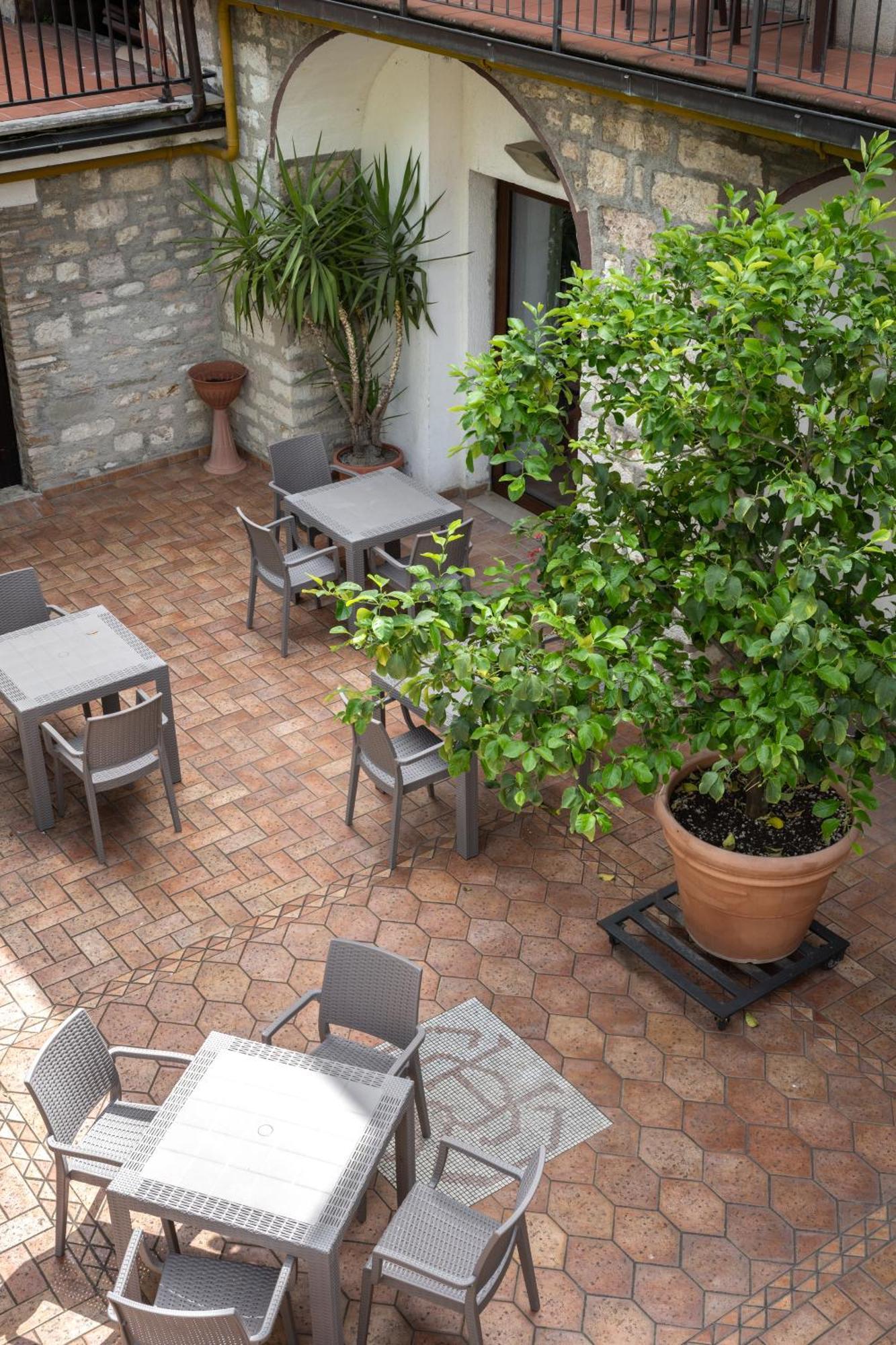 Hotel San Marco Gubbio Exterior photo