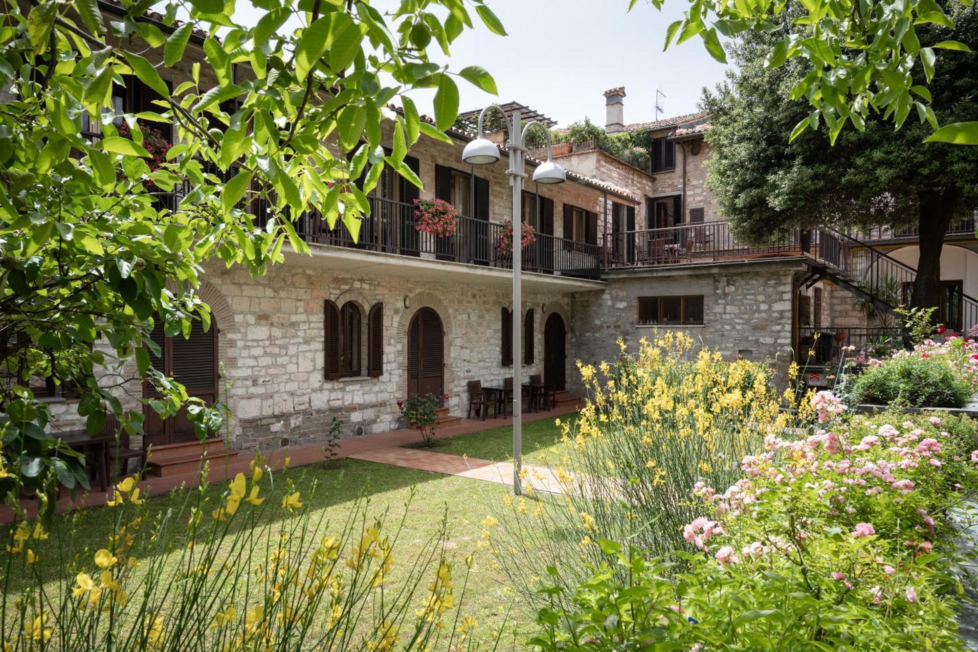 Hotel San Marco Gubbio Exterior photo