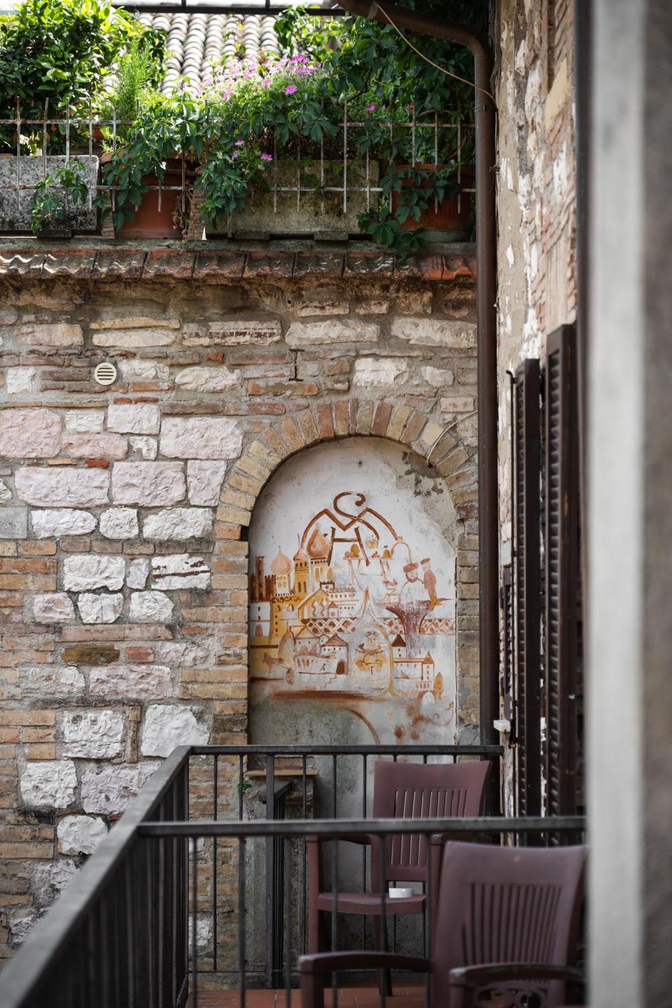 Hotel San Marco Gubbio Exterior photo